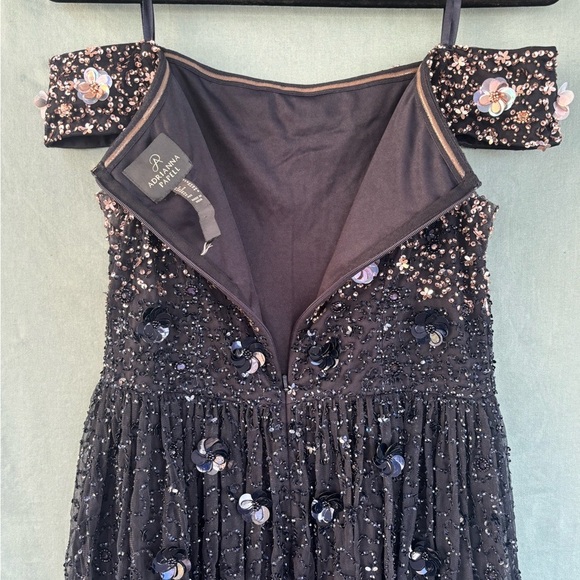 EUC Adrianna Papell Off The Shoulder Beaded Gown Size 4 Navy Blue Beaded Sequins - Picture 5 of 13